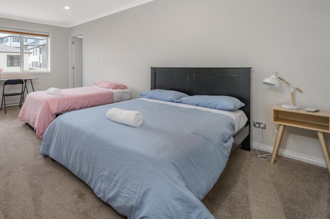 7Br 3Bh Beach Escape. 2 Min To Browns Bay Beach Auckland Exterior photo