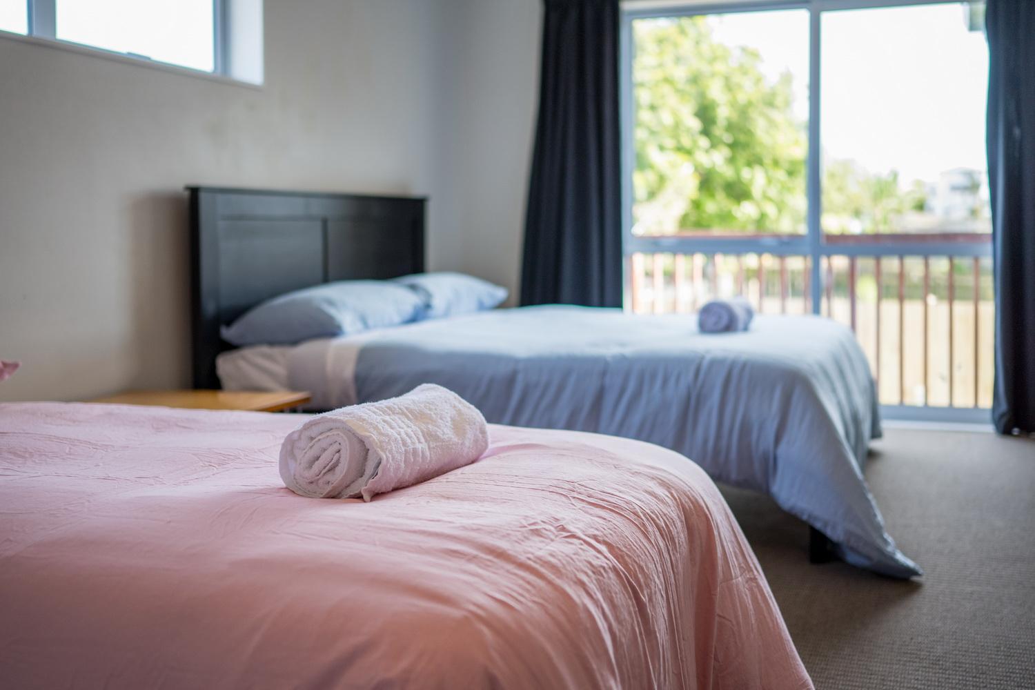 7Br 3Bh Beach Escape. 2 Min To Browns Bay Beach Auckland Exterior photo